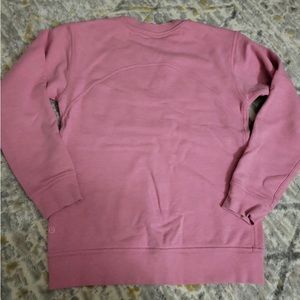 Lululemon athletica pink sweater size 4. Make an offer.  Feel free to bundle.